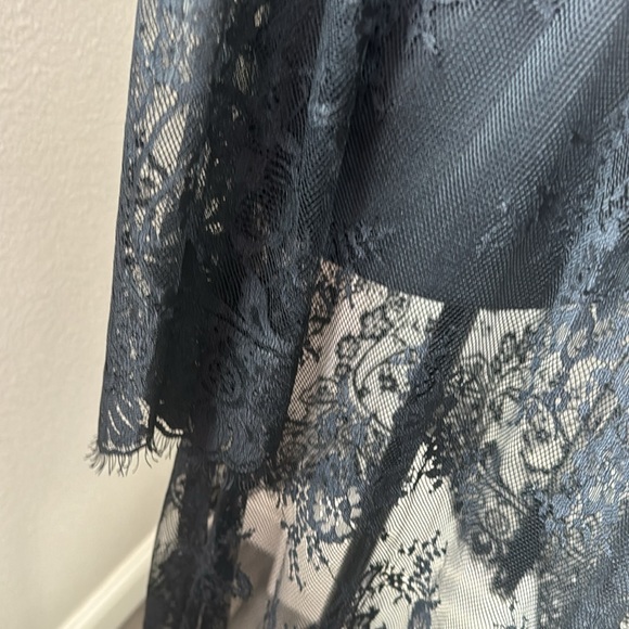 Lace Duster with Embroidered Roses - Picture 3 of 4